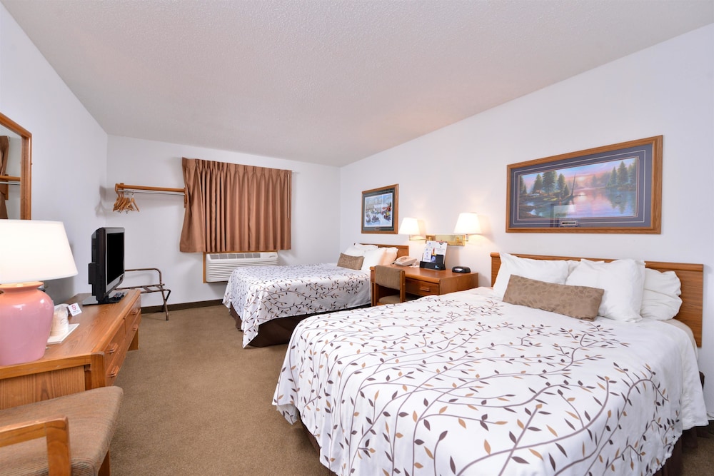Americas Best Value Inn & Suites International Falls 10/23