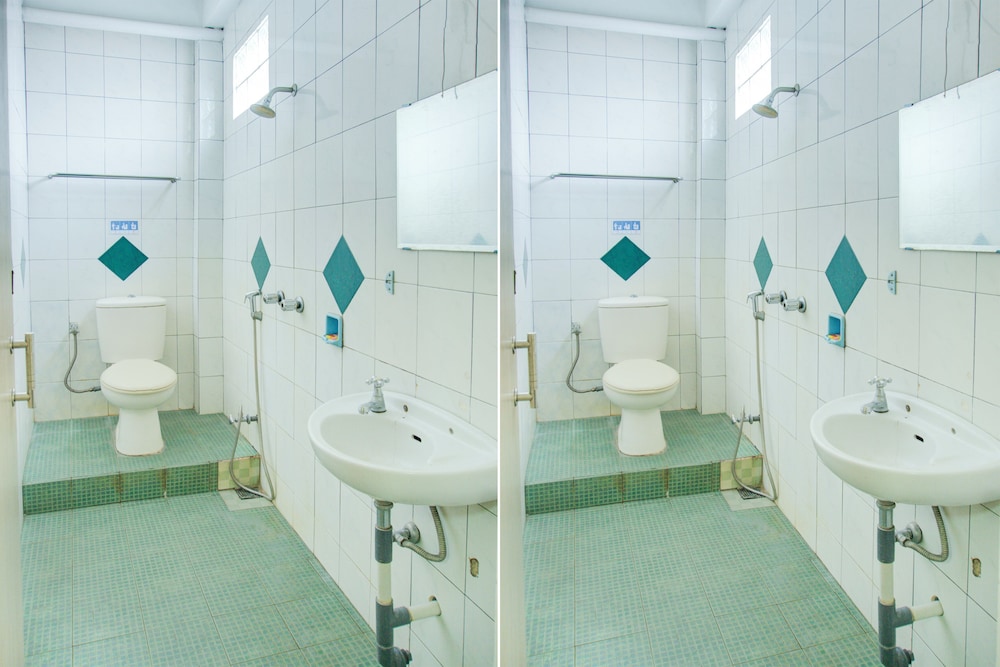 Townhouse Oak Palembang Near Jembatan Ampera Formerly Azzura Hotel 29/32