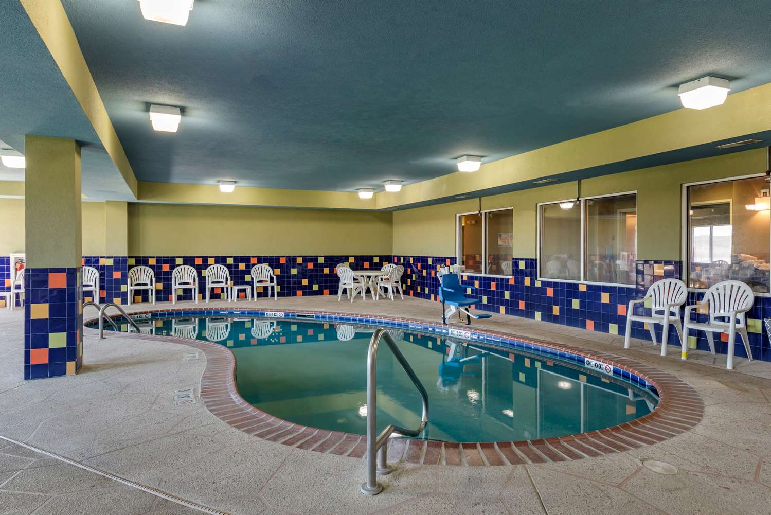 Sleep Inn & Suites Oakley I-70 8/16