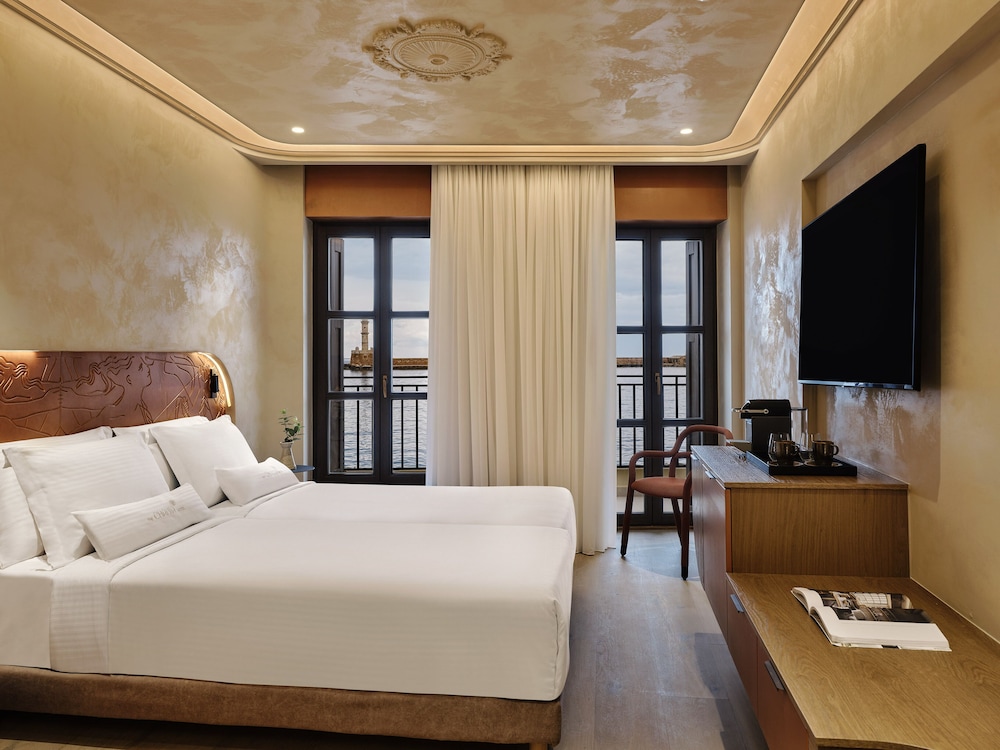 Hotel Porto Antico 4/23