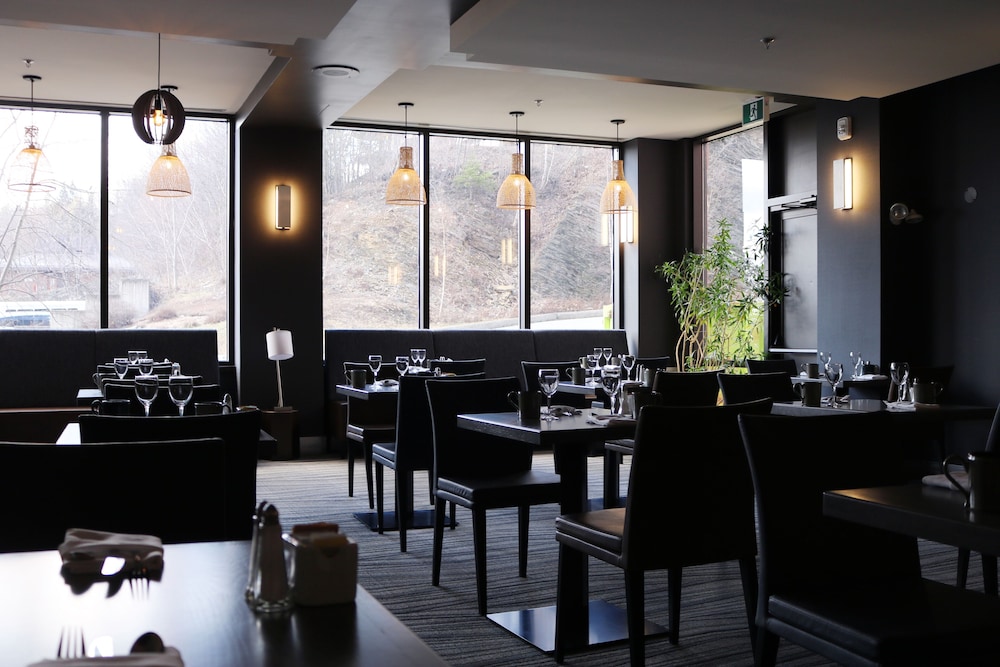 Delta Hotels By Marriott Sherbrooke Conference Centre 15/19