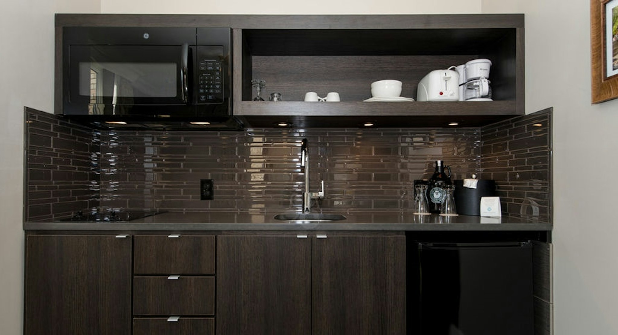 Mark Spencer Hotel 7/50