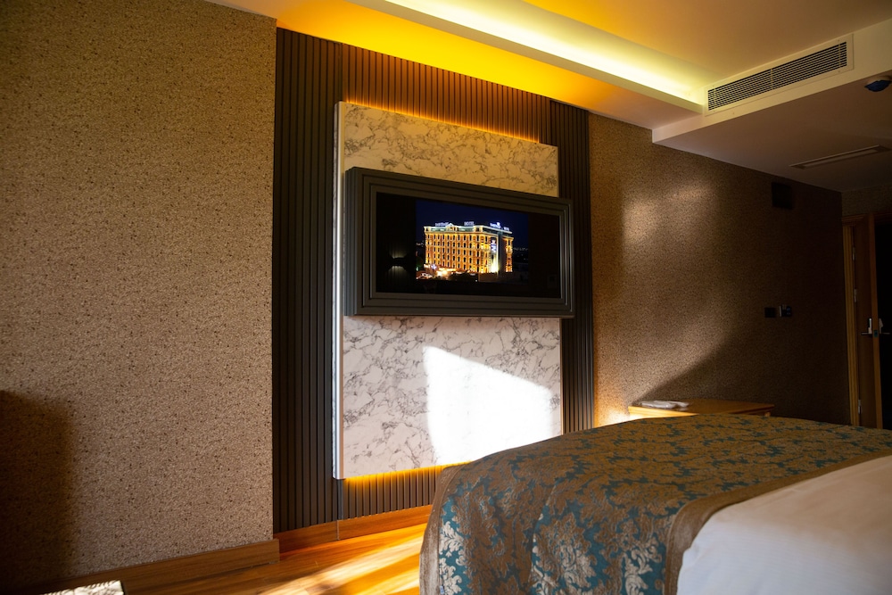 Emirtimes Hotel Tuzla 26/79