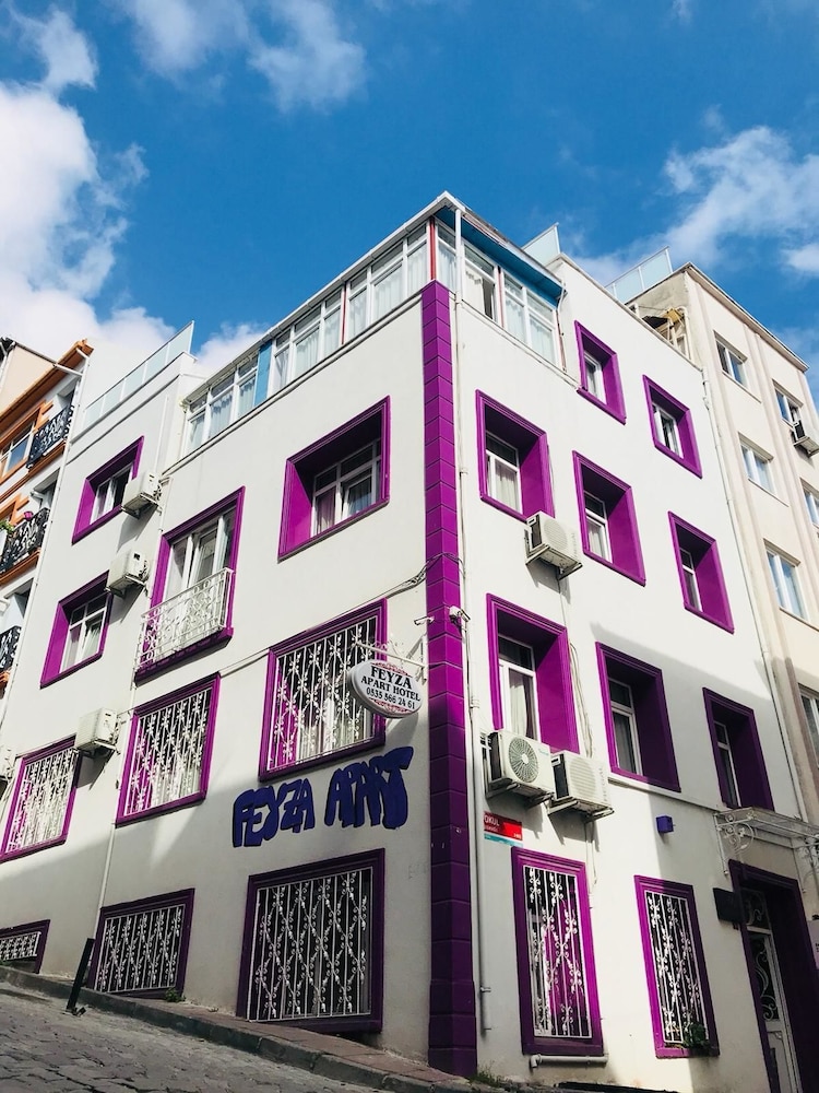 Feyza Apartments 1/50