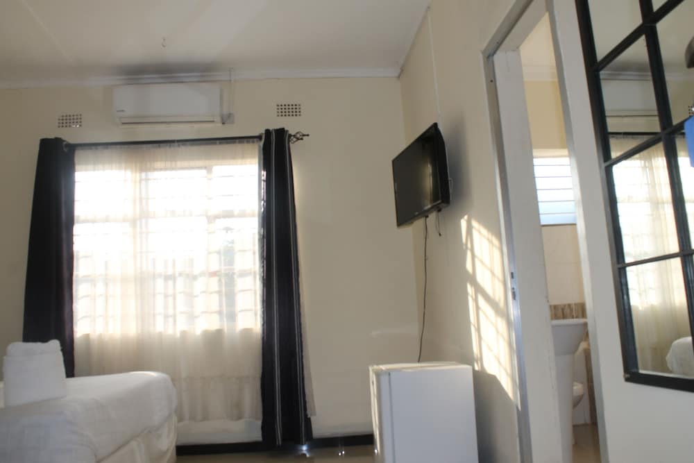 Honeybed Lodge 25/50