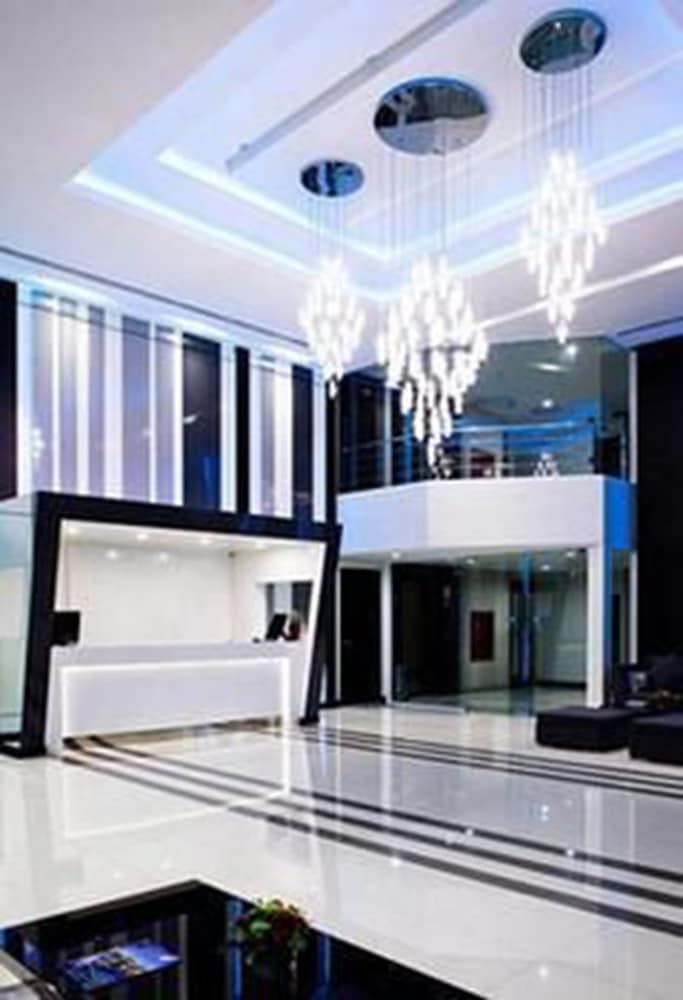 Crystal Suites Suvarnabhumi Airport 4/63