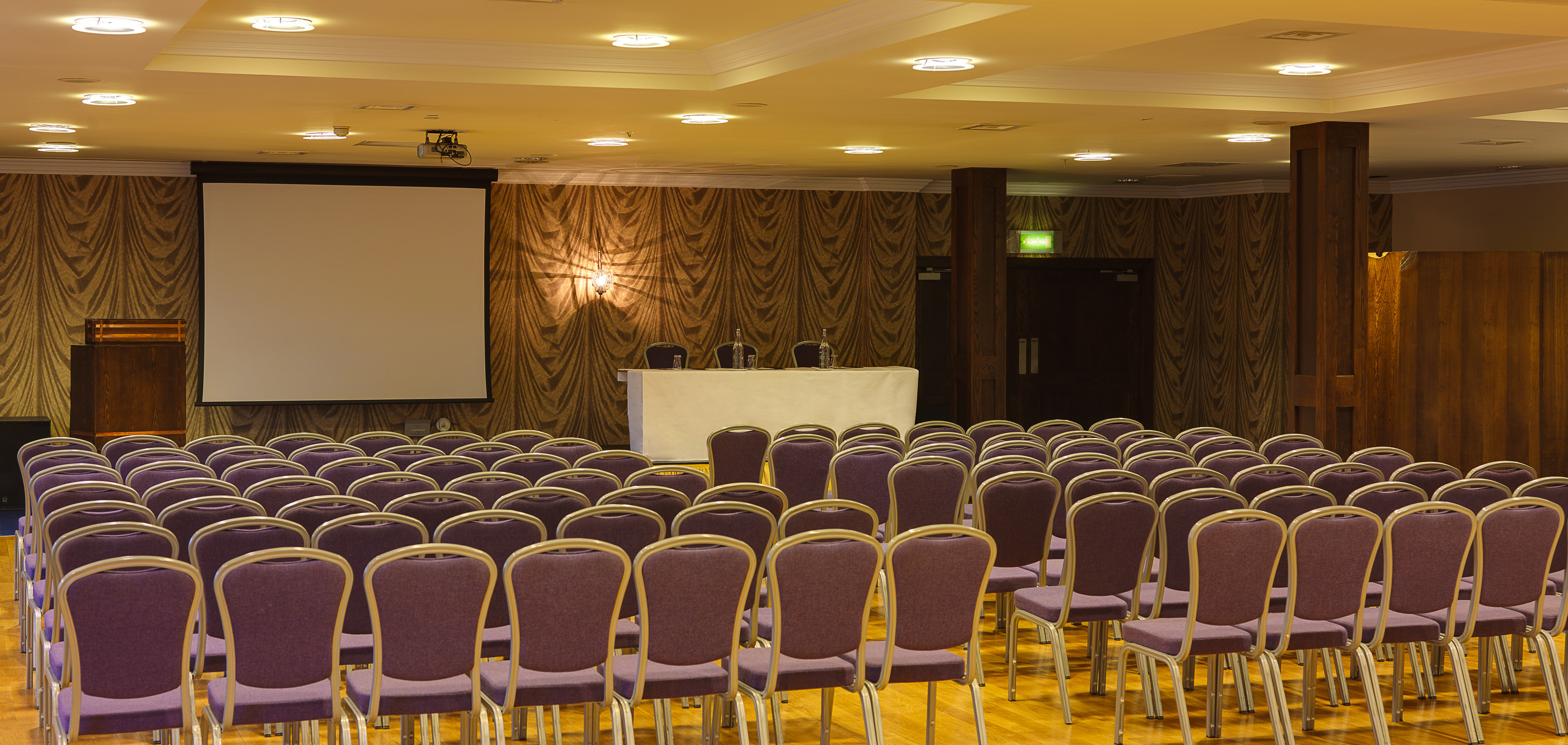Cavan Crystal Hotel 52/57