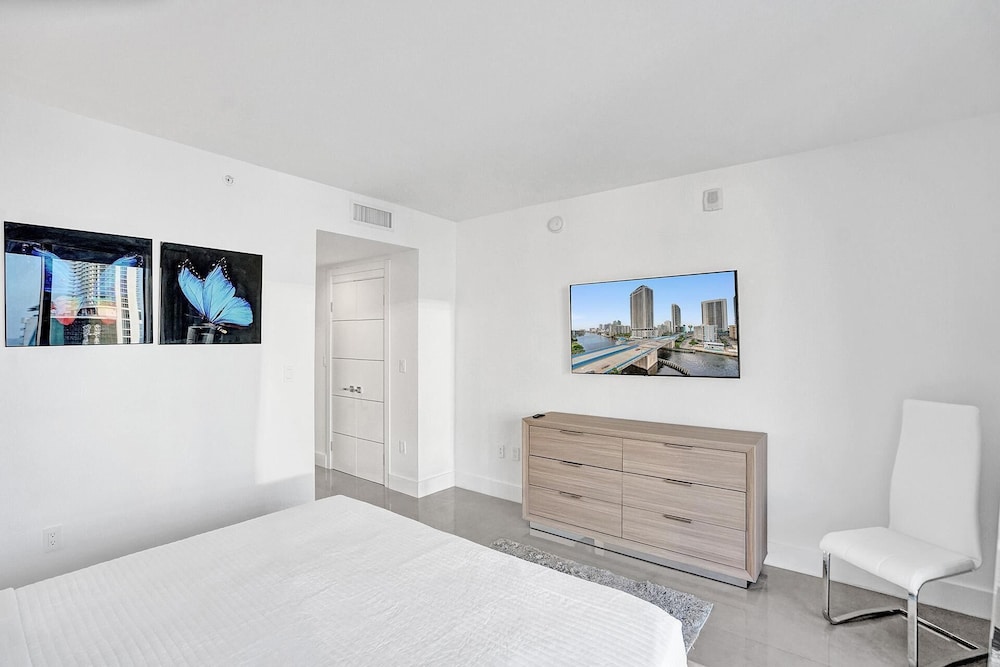 Beachwalk Elite Hotels Resorts 46/50