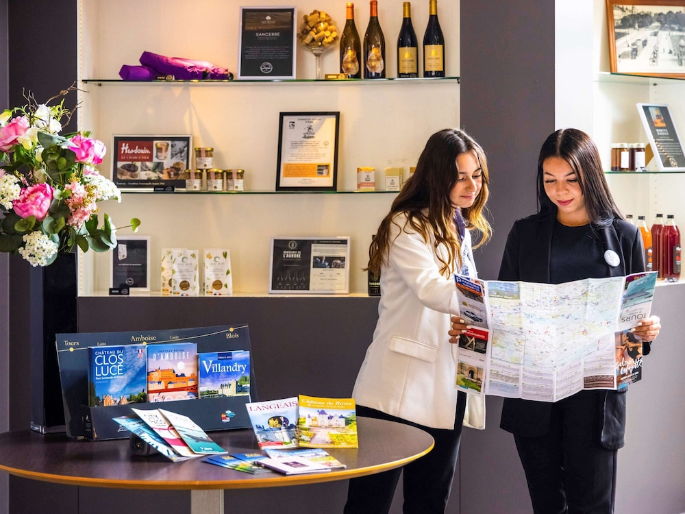 Mercure Tours Nord 10/69