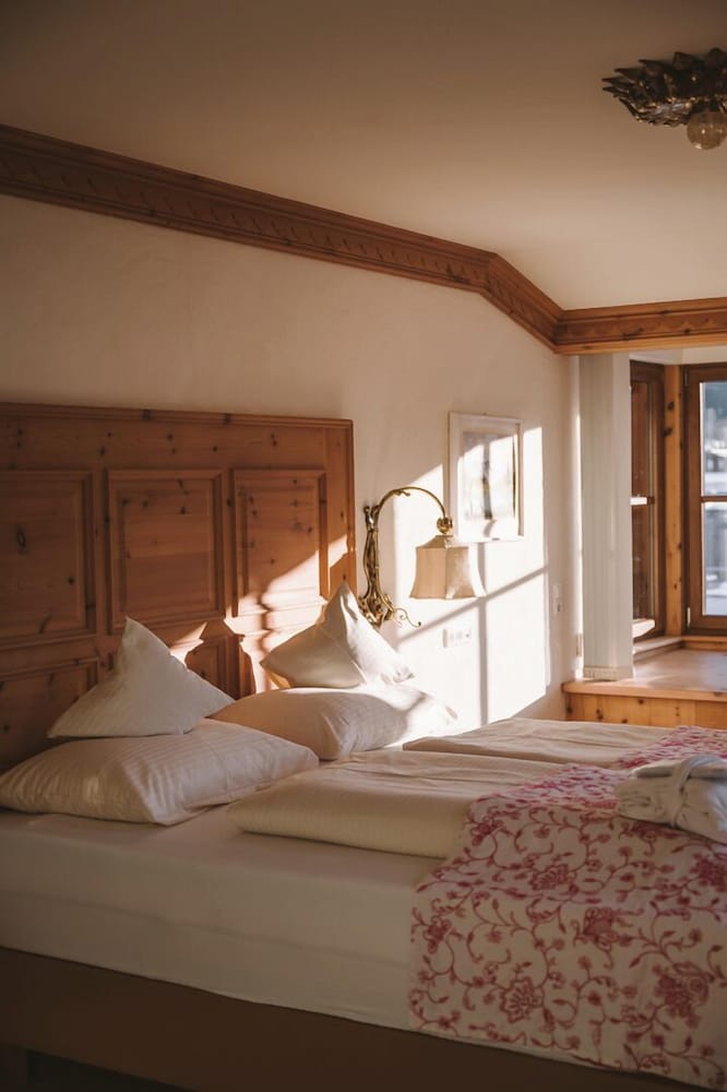 Family Suite, 1 King and 1 Single Beds, Bunk Bed