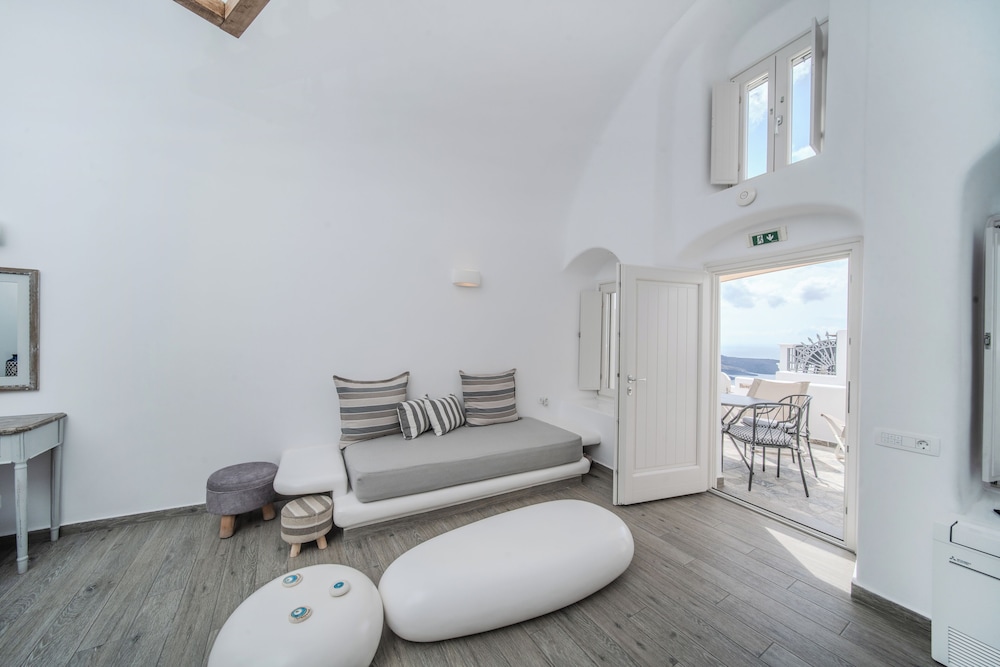 Angel Luxury Suites 28/46