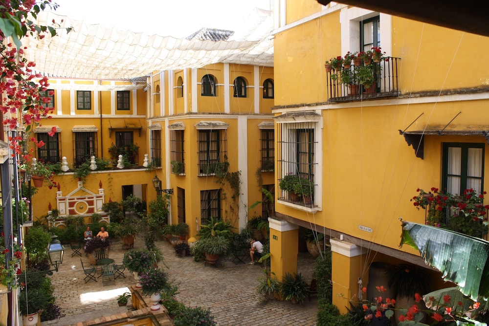 Las Casas De La Juderia Sevilla in SEVILLE
