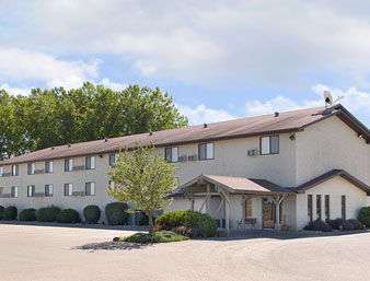 Super 8 by Wyndham Yankton 1/4