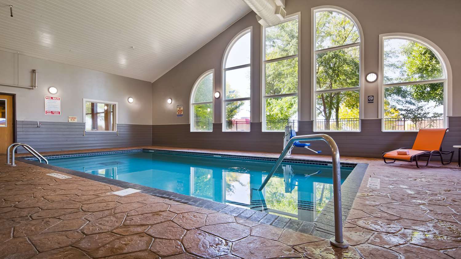 Best Western Alexandria Inn 14/33