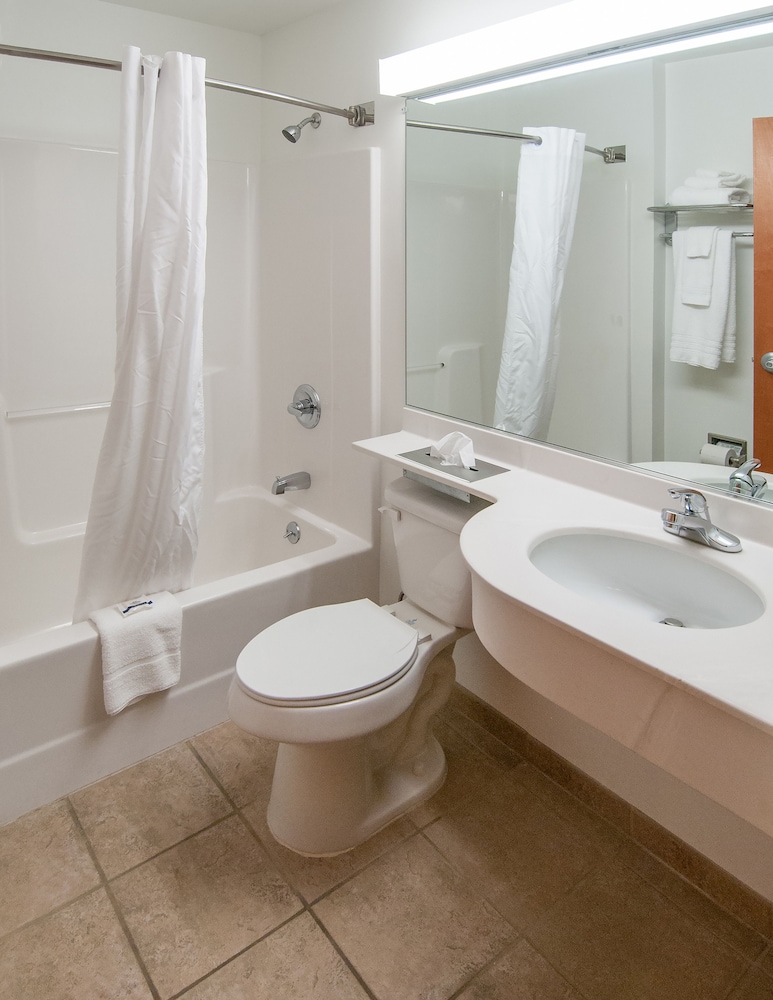 Microtel Inn & Suites By Wyndham Beckley East 11/37
