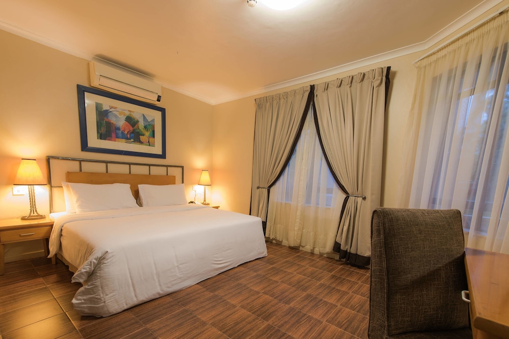 Protea Hotel by Marriott Dar es Salaam Oyster Bay 13/67