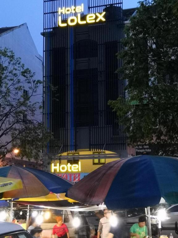 Lolex Hotel 3/39