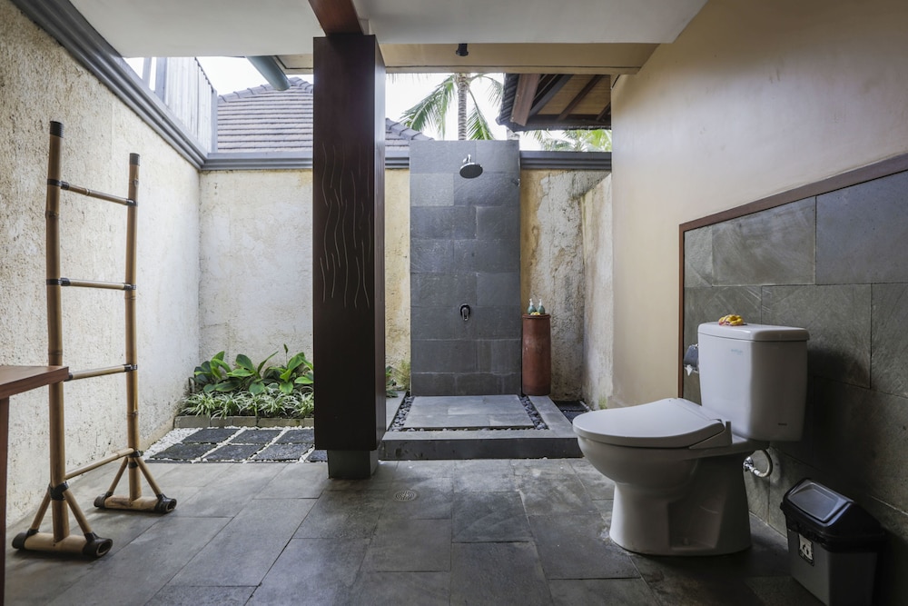THE KAMPUNG UBUD VILLA 50/50