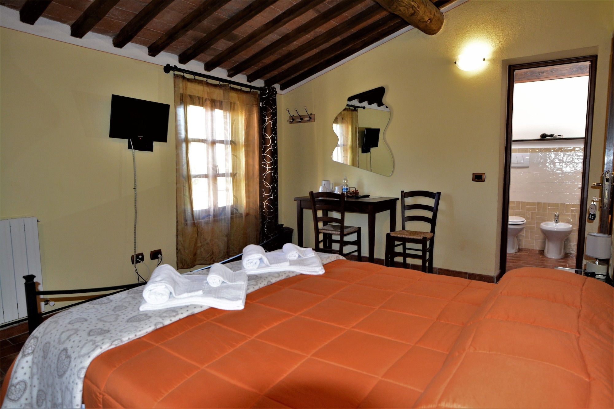 ROOM, DOUBLE BED, PRIVATE BATHROOM