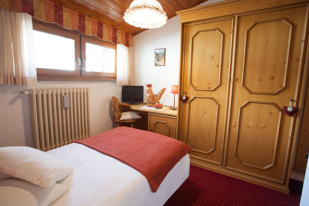 La Vallee Blanche Hotel 30/69