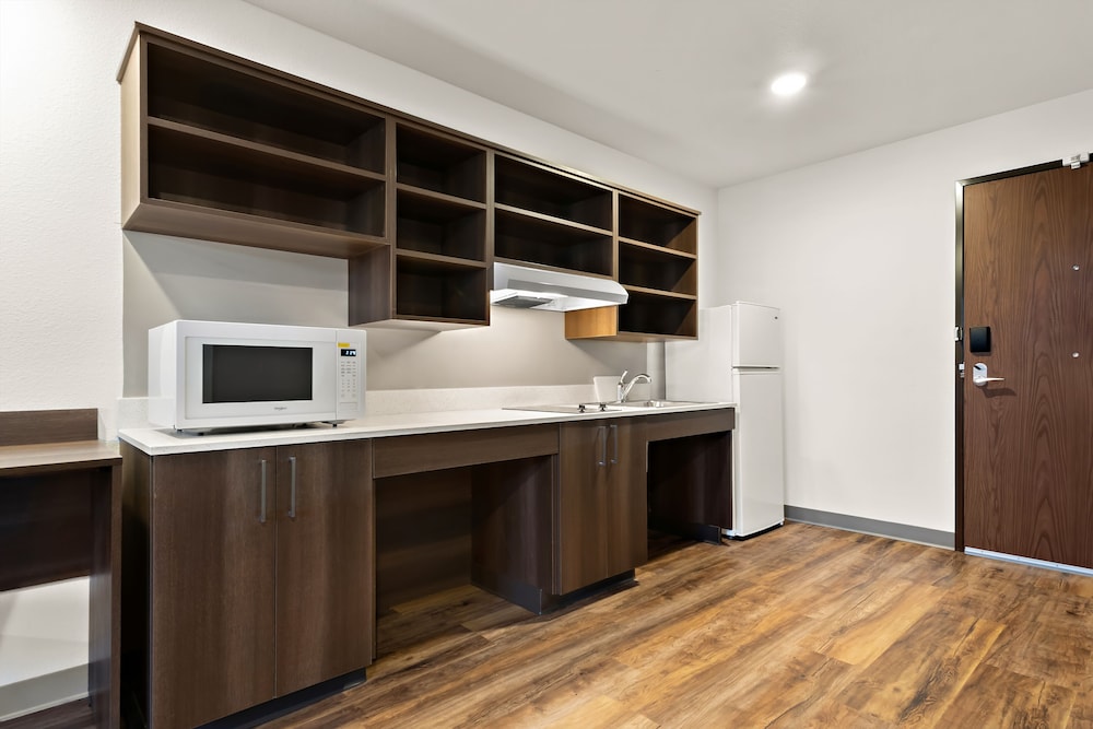 WoodSpring Suites Fort Collins 20/29