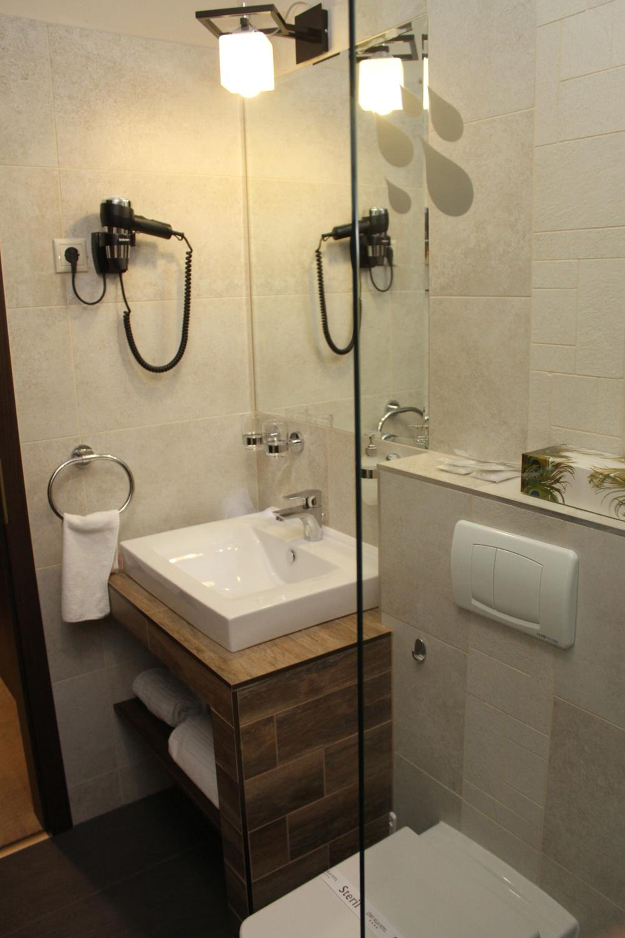 Levay Villa Hotel 47/47