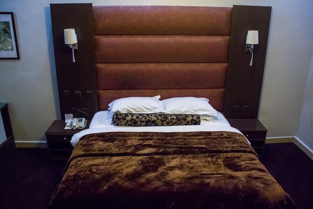Best Western Starfire Hotel 22/75
