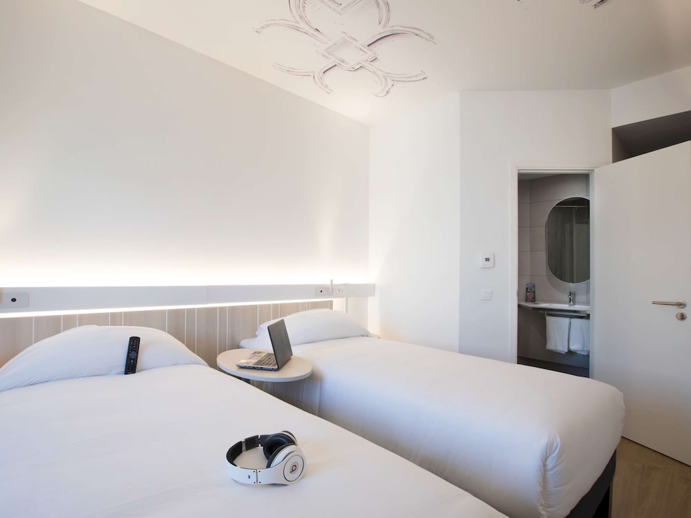 Ibis Casablanca Abdelmoumen 22/69