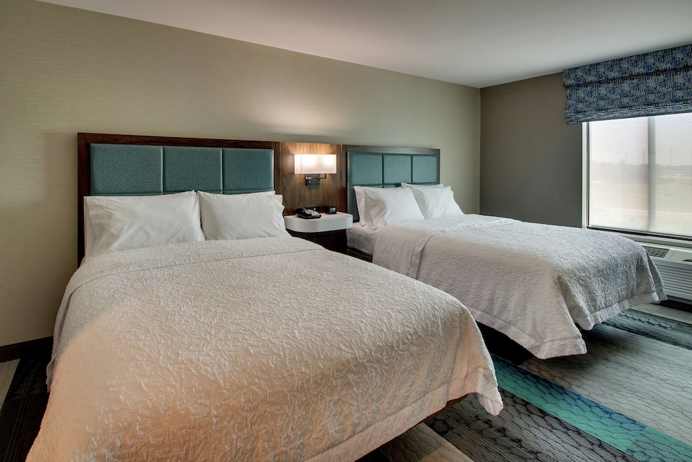 Hampton Inn And Suites Southport 18/56