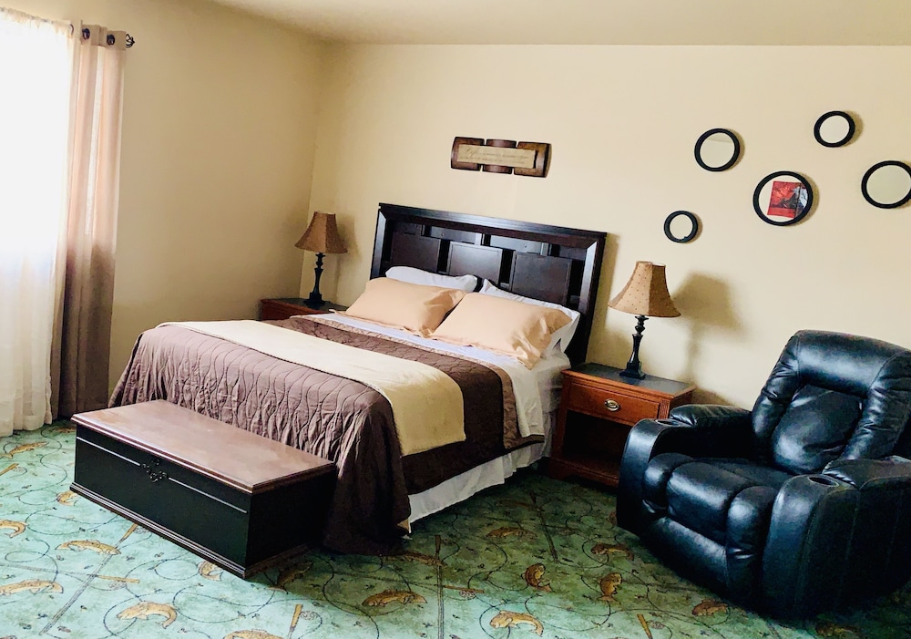 Alaska Anglers Inn 11/50