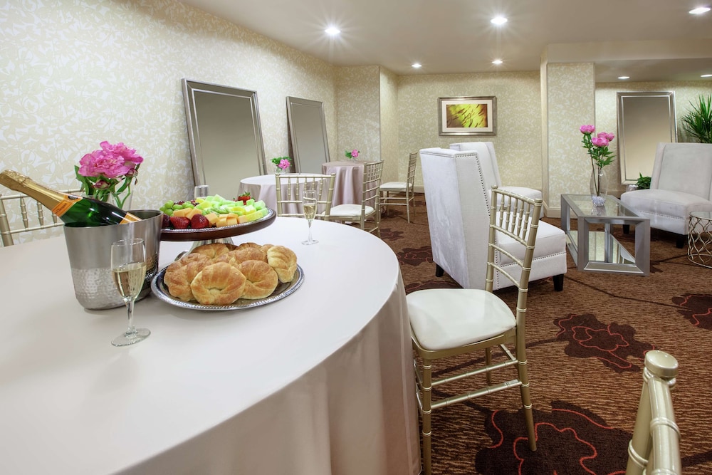 Hilton Garden Inn Pittsburgh University Place 46/62