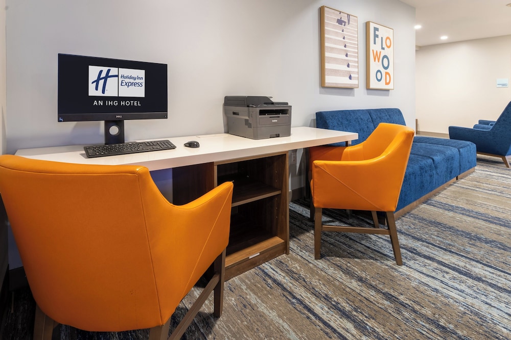 Holiday Inn Express Hotel and Suites Jackson - Flowood 63/71