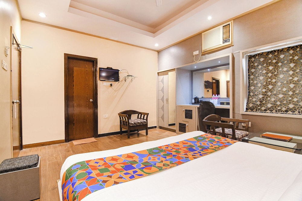 OYO Premium Hinoo Ranchi 37/53