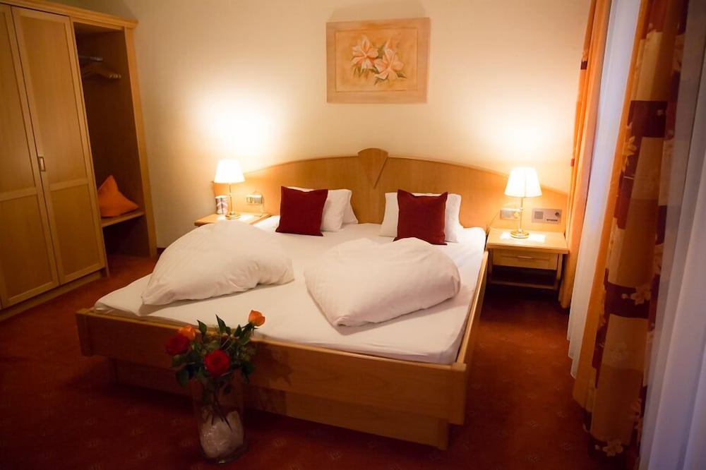 Landhotel Schütterbad 11/74