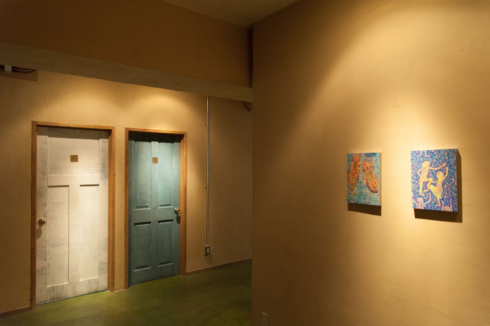 Nui. Hostel & Bar Lounge 4/50