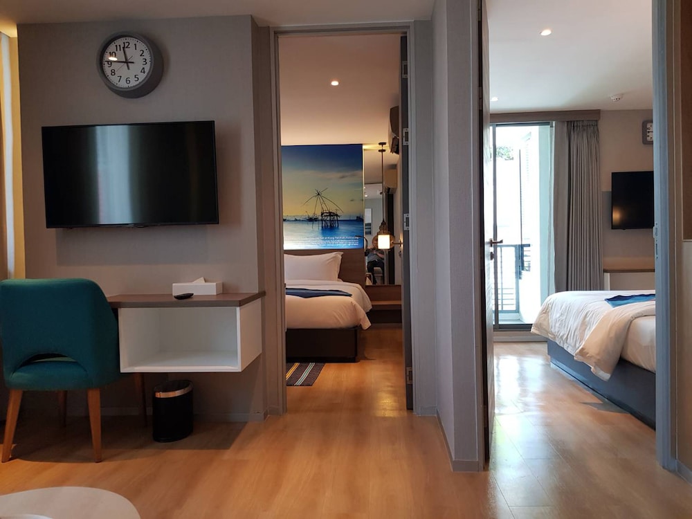 Bizotel Premier Hotel & Residence 17/41