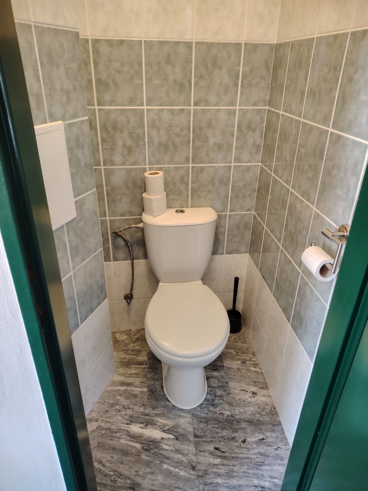 Legie Hotel 42/45