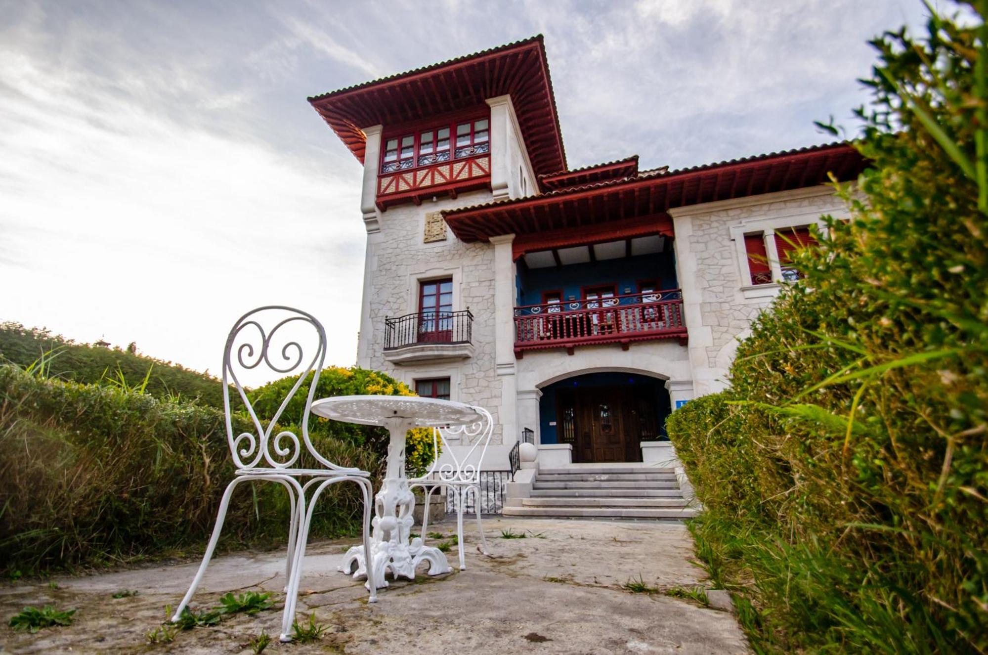 Hotel Palacete Real 41/43