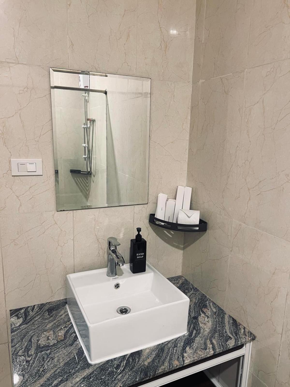 Ocean Star Hotel Coron 50/50