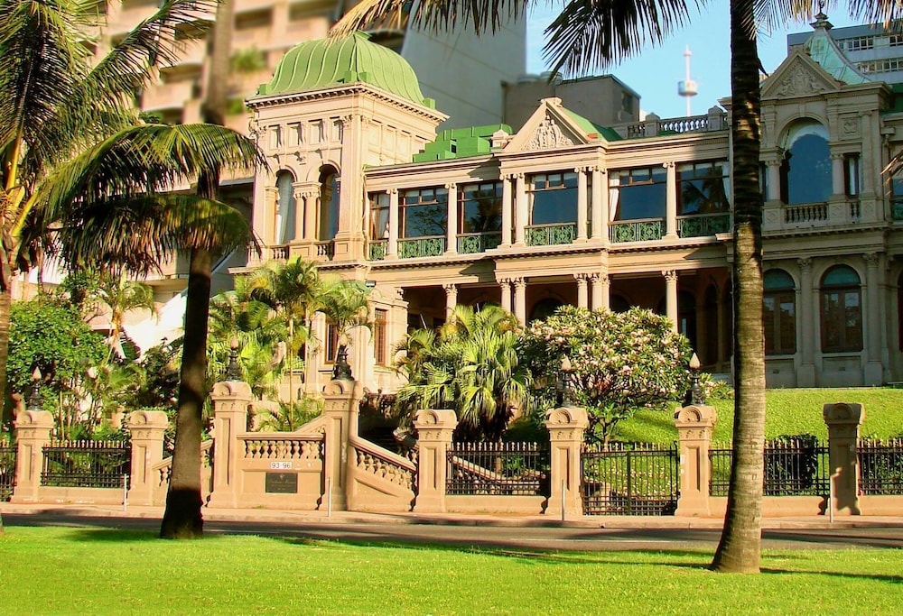 Durban Manor Hotel and Conference Centre 26/28