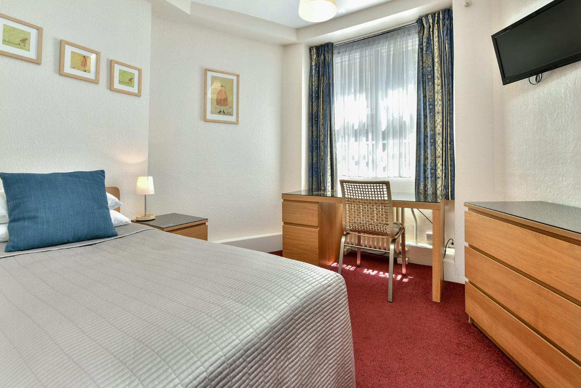 Room, Single