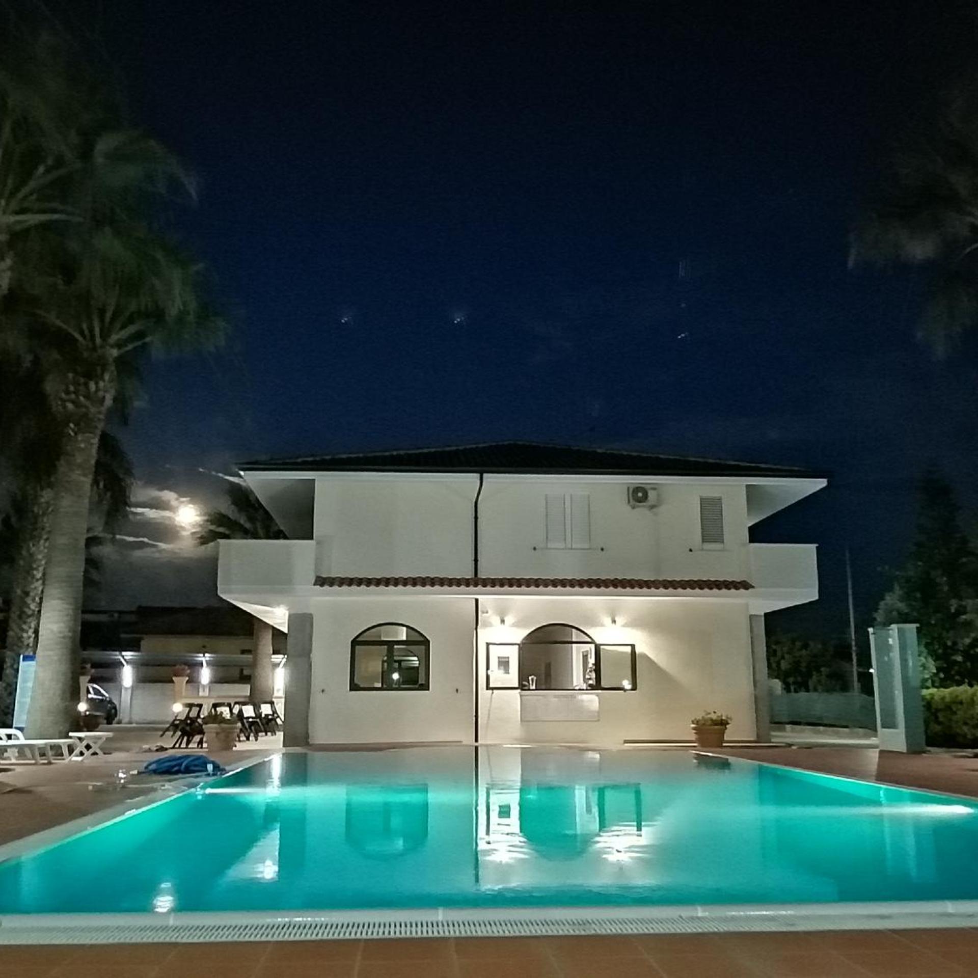 Villa Laura Hotel 2/52