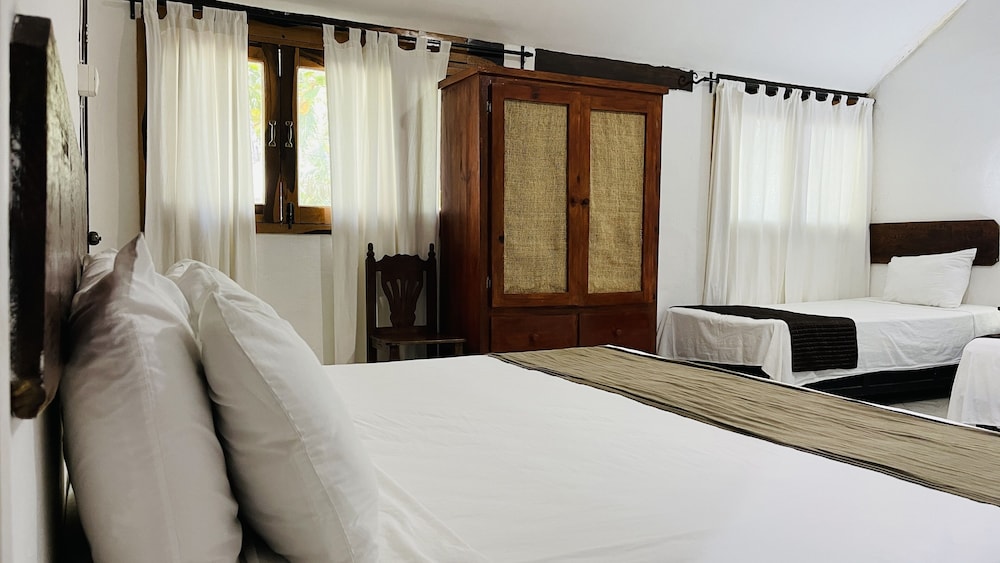 HOTEL PLAYA DEL KARMA 8/54