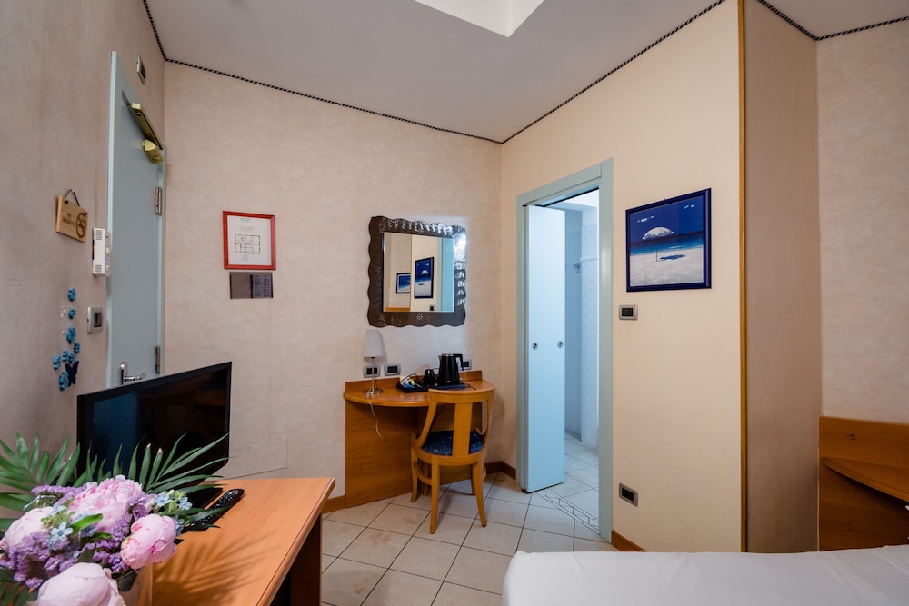 Albergo Centrale Bologna 50/79