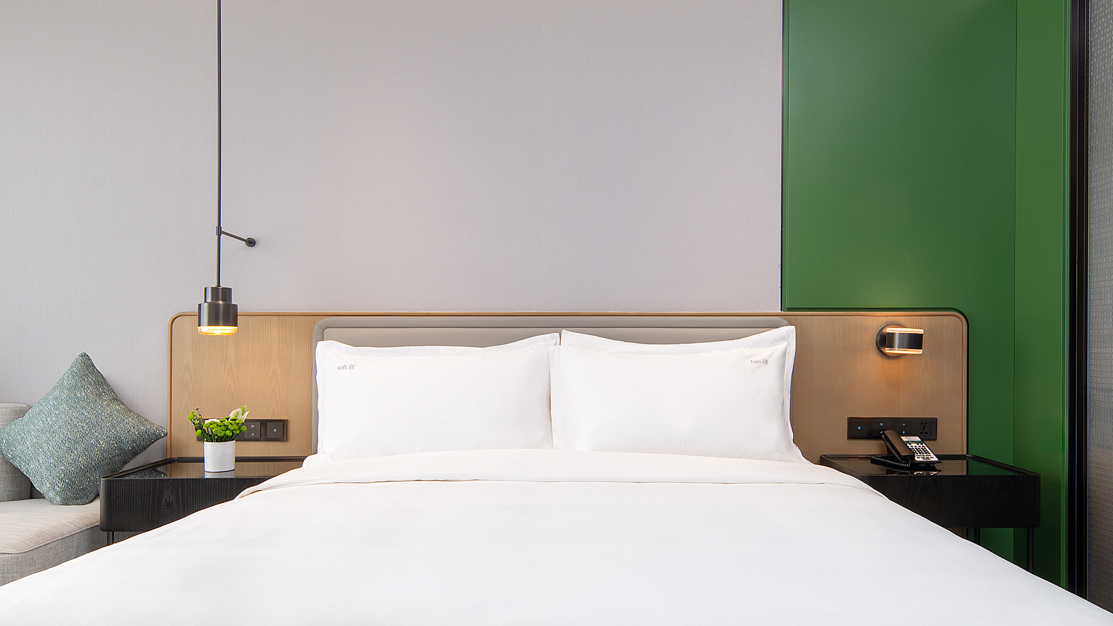 Holiday Inn Wuhan Houguan Lake by IHG 19/50