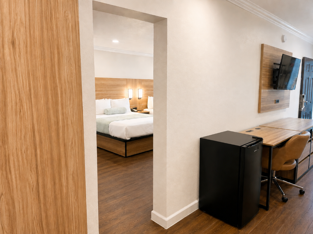 2 Bedrooms, Suite, 2 Bathrooms، The Dixie Hollywood 4/4