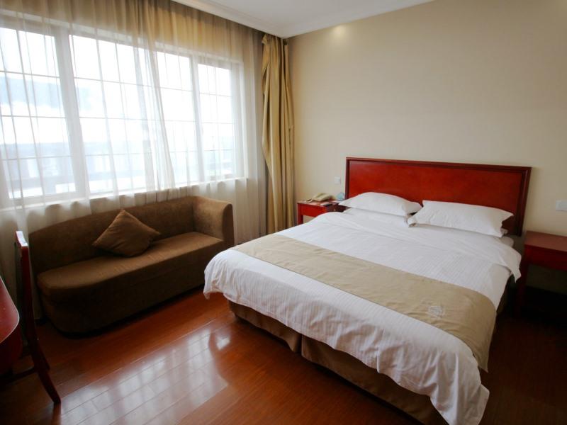 GreenTree Inn Changshu Fangta Park Pedestrian Street Business Hotel 9/21