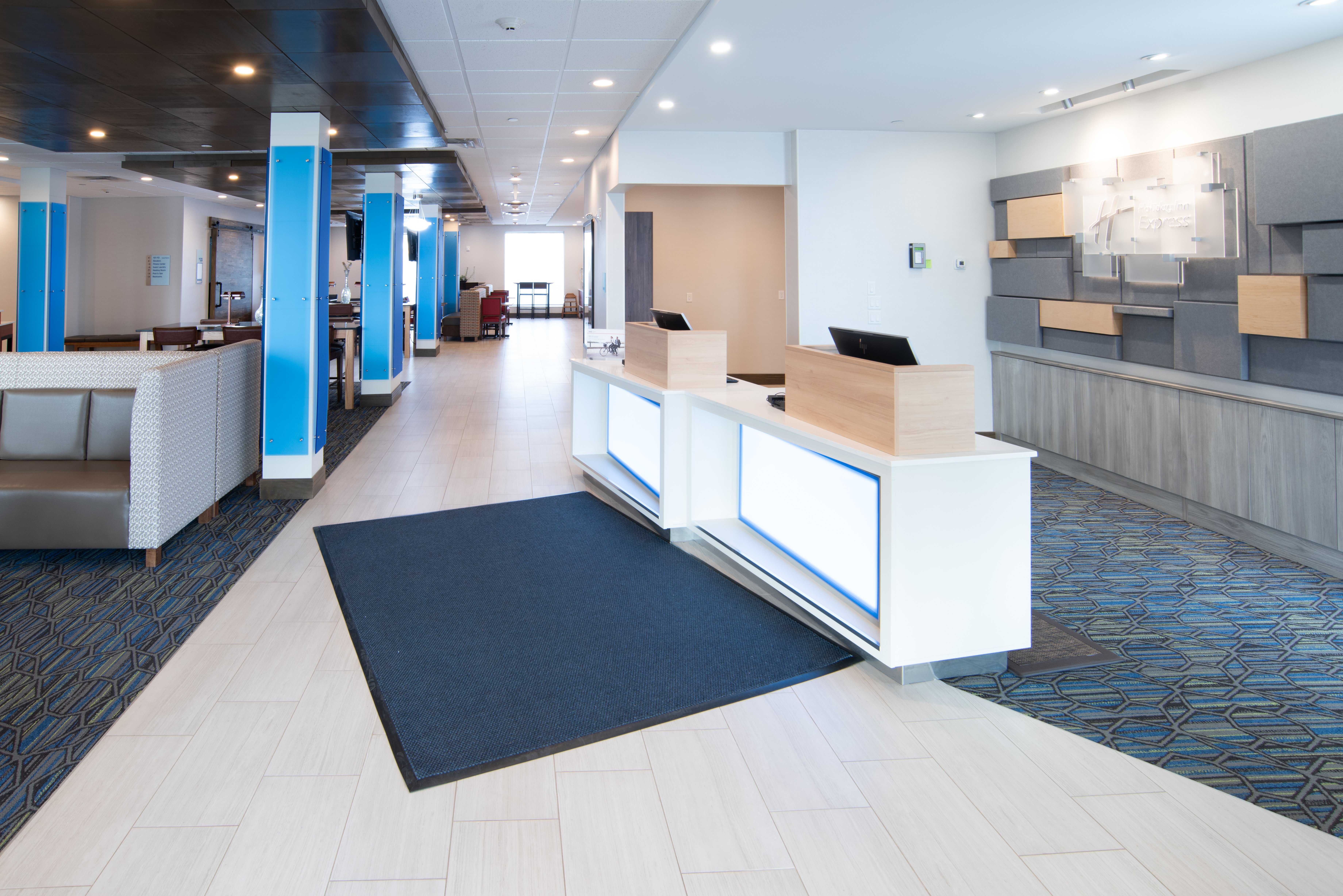 Holiday Inn Express & Suites North Battleford 6/50