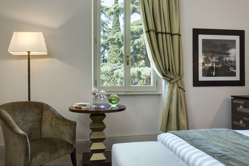 Rocco Forte Hotel de Russie 65/82