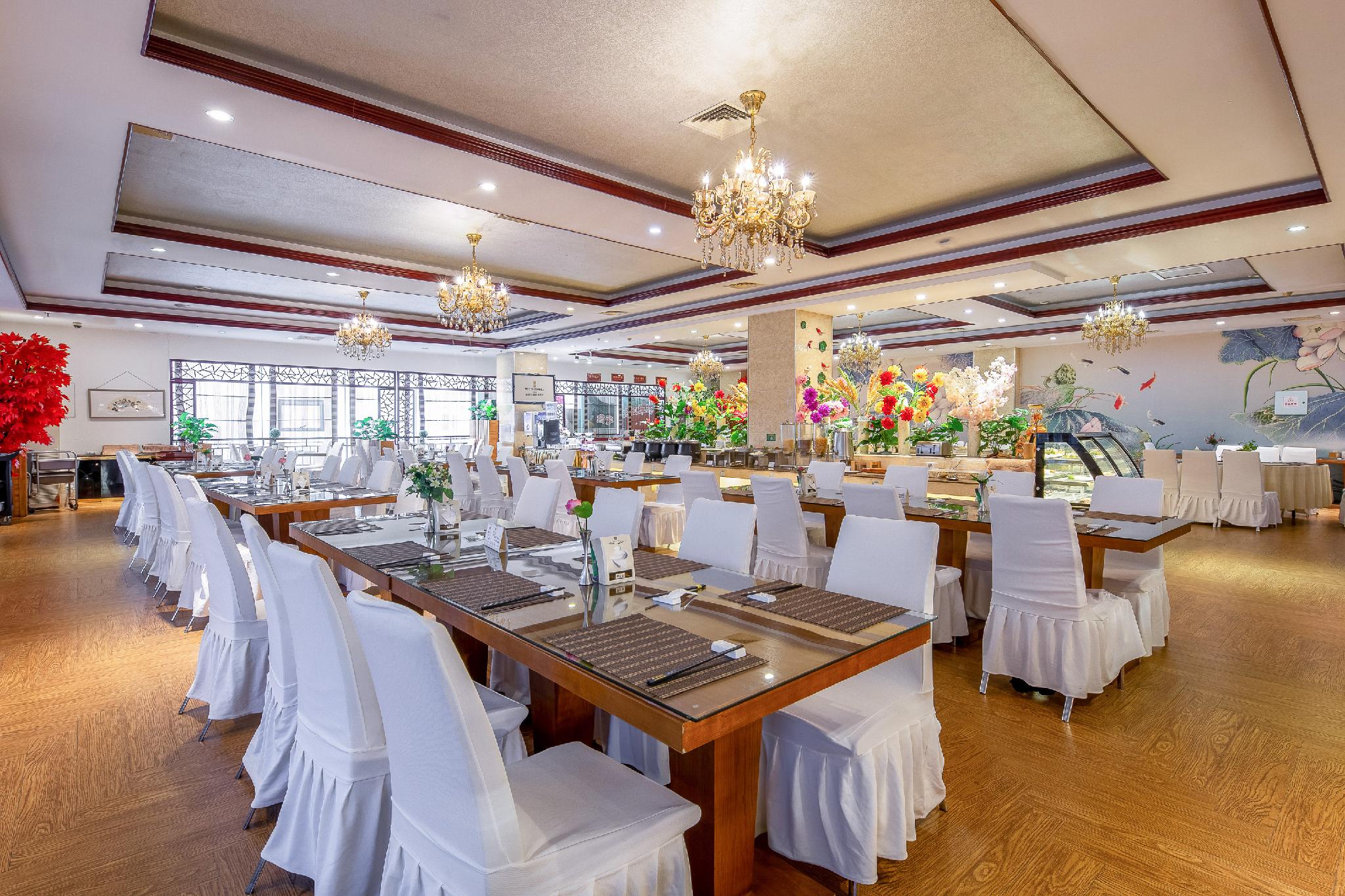 Rezen Hotel (Linyi News Building) 22/25